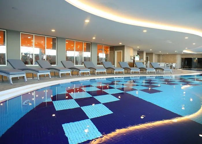 Premium 5* تورونشْ