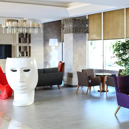 Premium Hotel