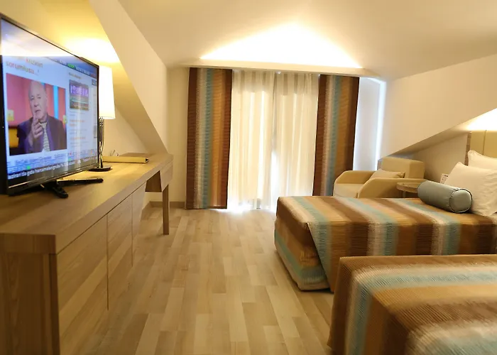 Отель Premium 5*